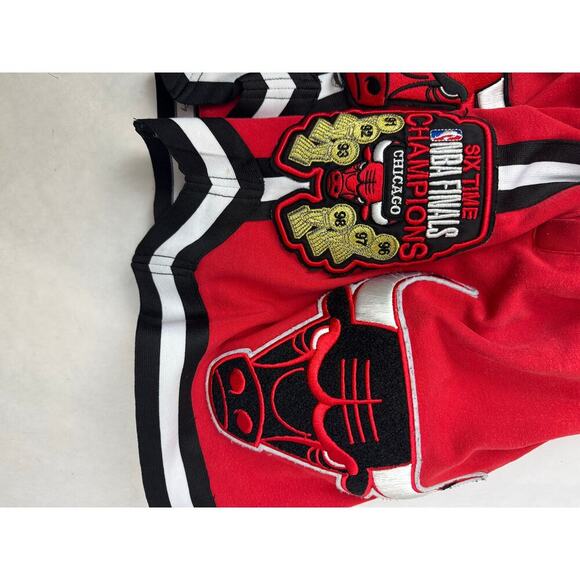 Vintage Chicago Bulls Six Time NBA Finals Championship Pro Standard Shorts Large - Picture 2 of 14